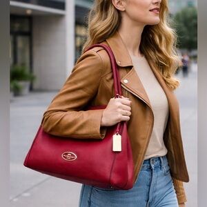 Coach Shoulder Bag Edie 31